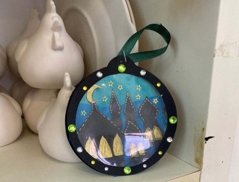 Drop-in Craft Activity: My Raya Painting