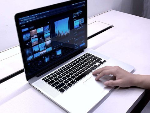 Creating Visual Art with AI