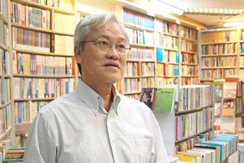 我们的作家 · 我们的文学 · 我们的故事