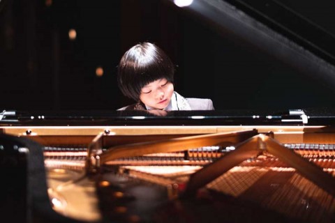 The Young Heart & Golden Fingers of young musical prodigy Mikkel Myer Lee 2022