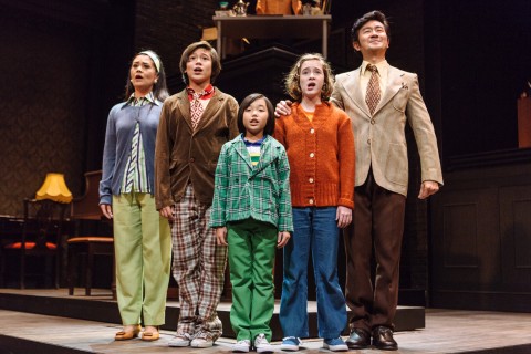 [Review] Fun Home - Pementasan Suatu Pengakuan Yang Tak Direncana 
