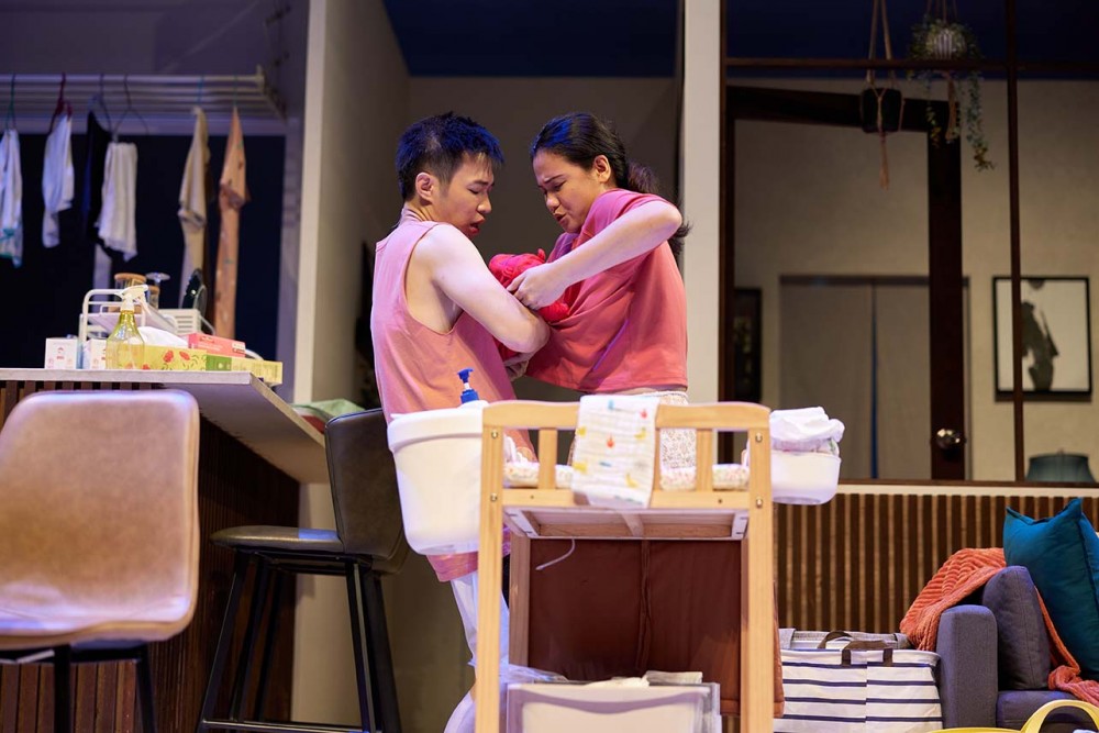 11 20221015 Review The Fourth Trimester 01